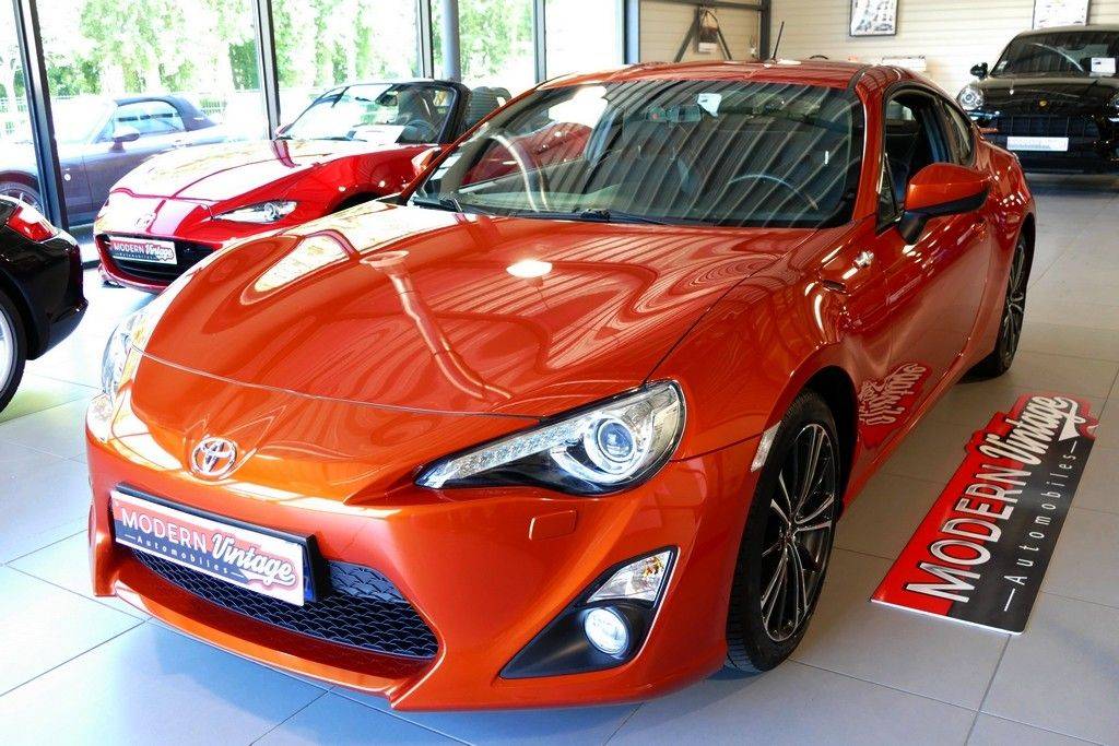 Toyota GT86 2.0 D-4S 200cv Toyota GT86 2.0 D-4S 200cv