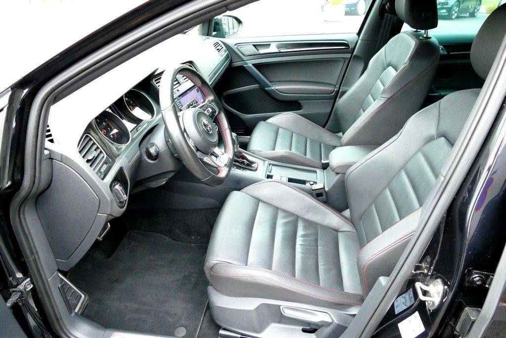 Volkswagen Golf VII GTI Performance 230cv DSG 16