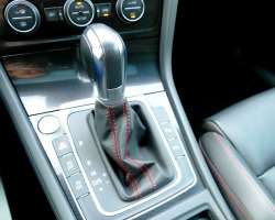 Volkswagen Golf VII GTI Performance 230cv DSG 9