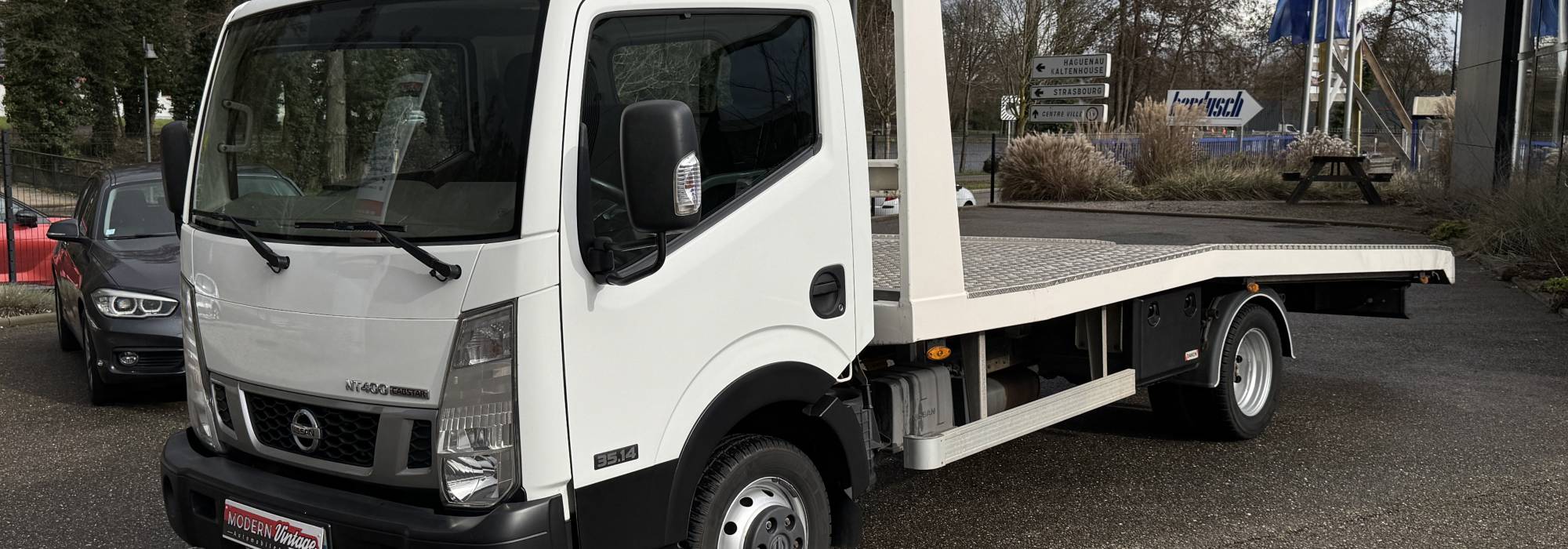Nissan Cabstar NT400 2.5 136cv