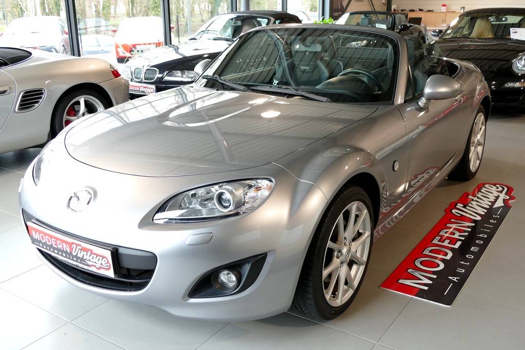 Mazda MX-5 Roadster 2.0 160 Sports-Line Mazda MX-5 Roadster 2.0 160 Sports-Line