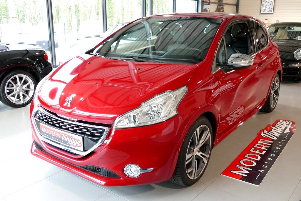 Peugeot 208 GTI 1.6 THP 200cv