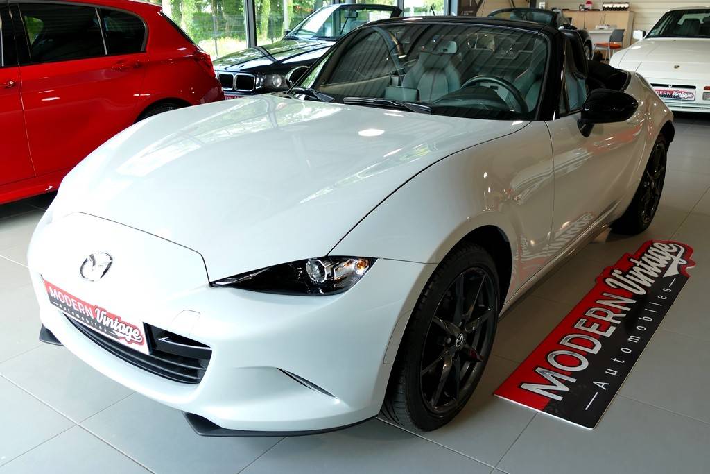 Mazda MX-5 2.0 Skyactiv-G 160cv Sélection Mazda MX-5 2.0 Skyactiv-G 160cv Sélection