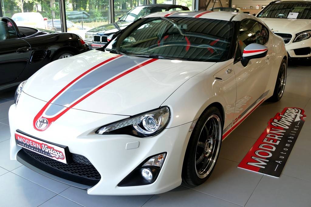 Toyota GT86 2.0 D-4S Look Cup Edition