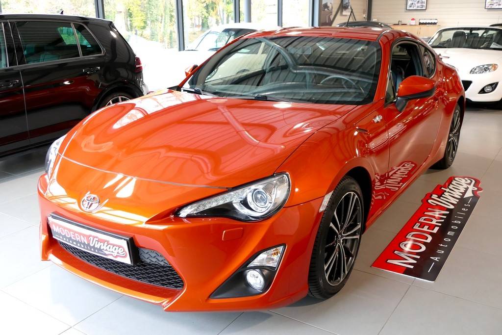Toyota GT86 2.0 D-4S 200cv Toyota GT86 2.0 D-4S 200cv