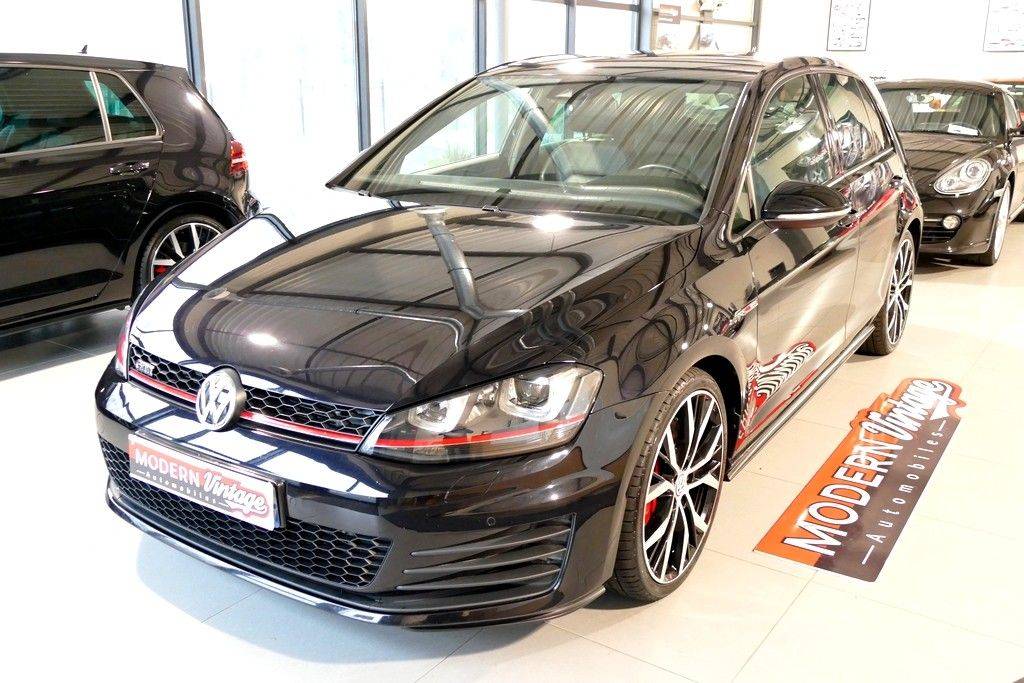 Volkswagen Golf VII GTI Performance 230cv DSG