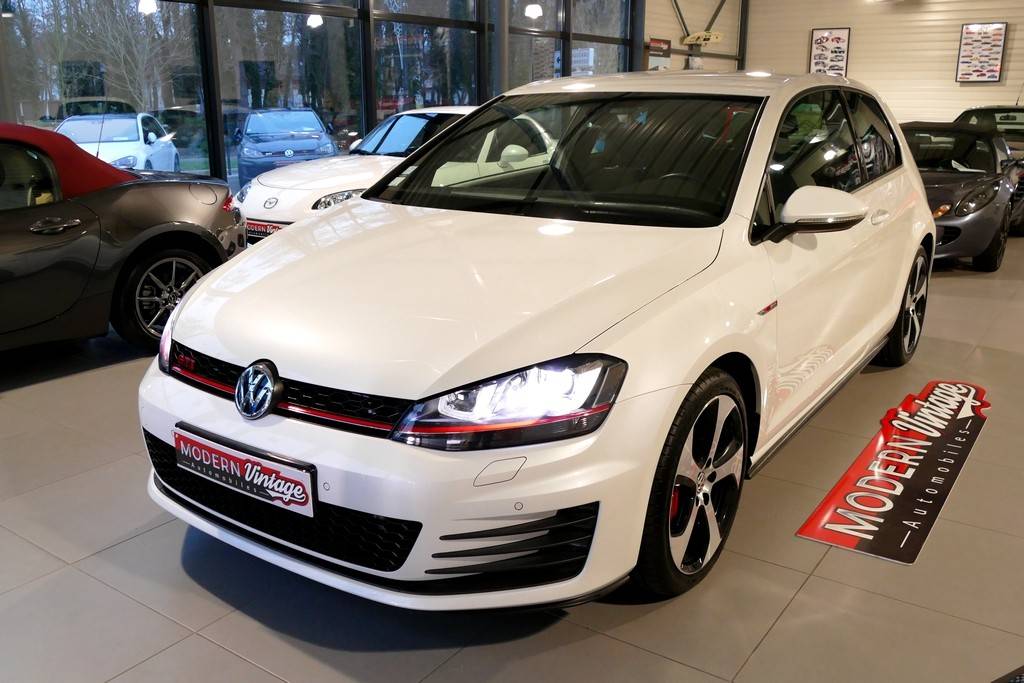 Volkswagen Golf VII GTI Performance 230cv Volkswagen Golf VII GTI Performance 230cv