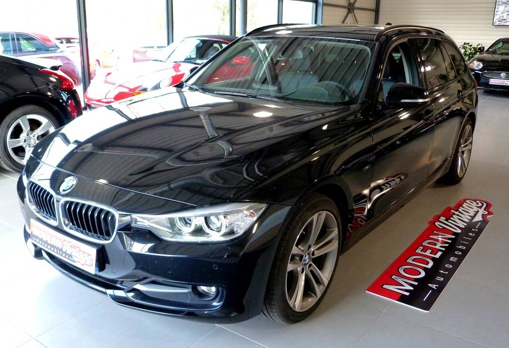 BMW 320D Touring Sportline F31 184 BVA8