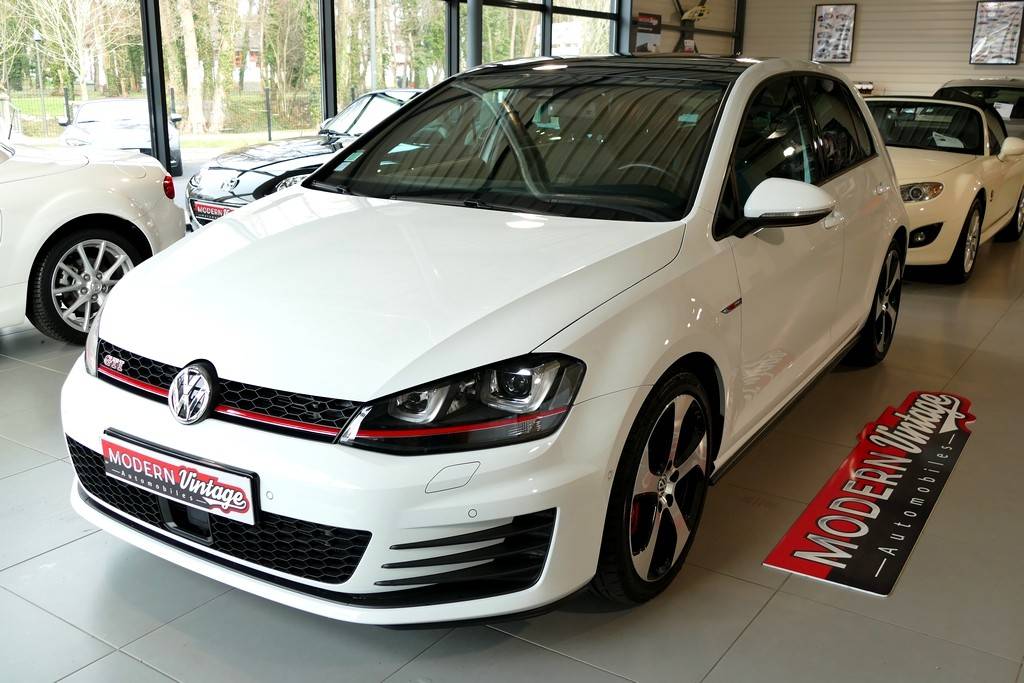 Volkswagen Golf VII GTI Performance 230cv DSG Volkswagen Golf VII GTI Performance 230cv DSG