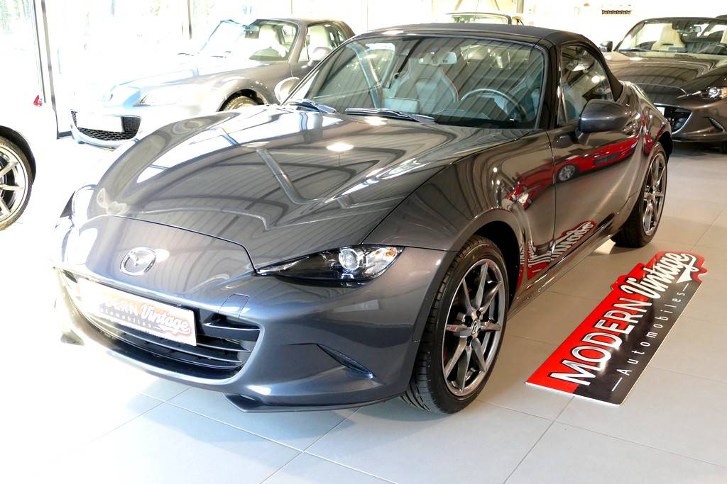Mazda MX-5 2.0 160 Roadster Selection Recaro Mazda MX-5 2.0 160 Roadster Selection Recaro