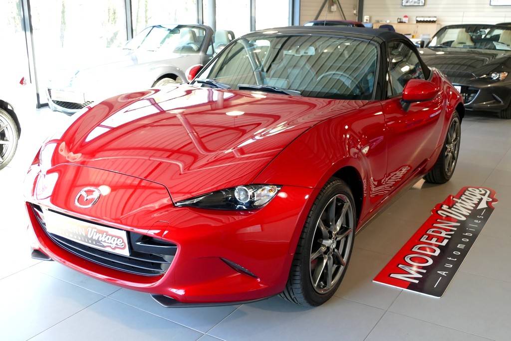 Mazda MX-5 2.0 160 Roadster Selection Recaro Mazda MX-5 2.0 160 Roadster Selection Recaro