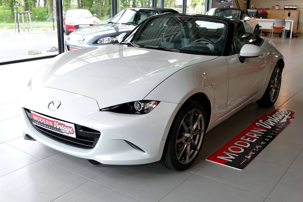 Mazda MX-5 2.0 160 Roadster Selection Recaro