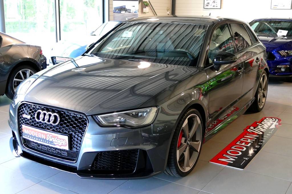 Audi RS3 Sportback 2.5 TFSI 367cv Quattro S-Tronic