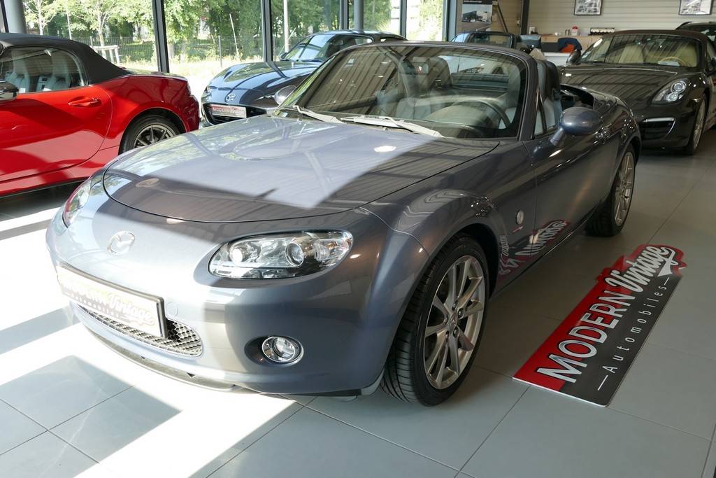 Mazda MX-5 2.0 160 Roadter Coupe Niseko Mazda MX-5 2.0 160 Roadter Coupe Niseko