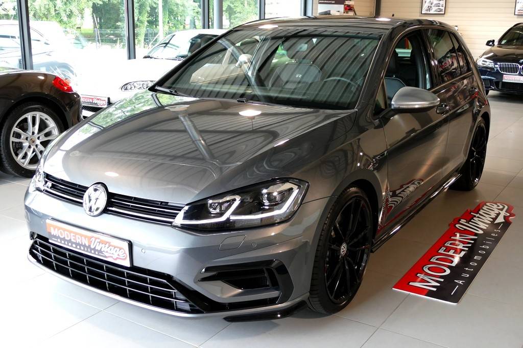 Volkswagen Golf VII R 2.0 TSI 310 DSG