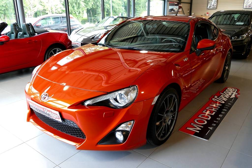 Toyota GT86 2.0 D-4S 200cv Toyota GT86 2.0 D-4S 200cv