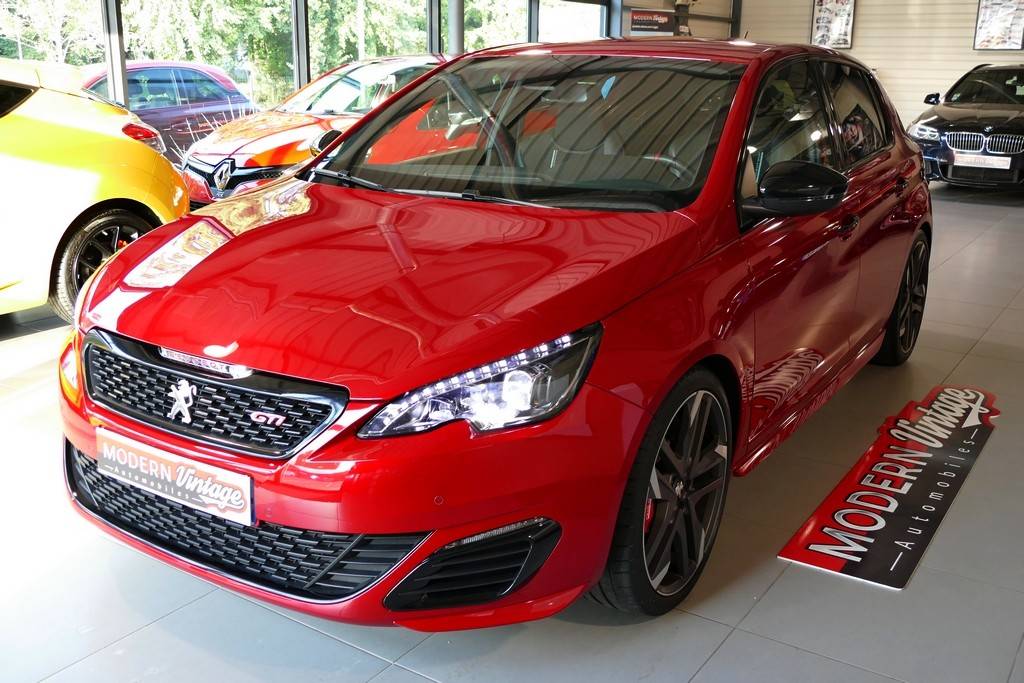 Peugeot 308 GTi 1.6 THP 270cv Peugeot 308 GTi 1.6 THP 270cv