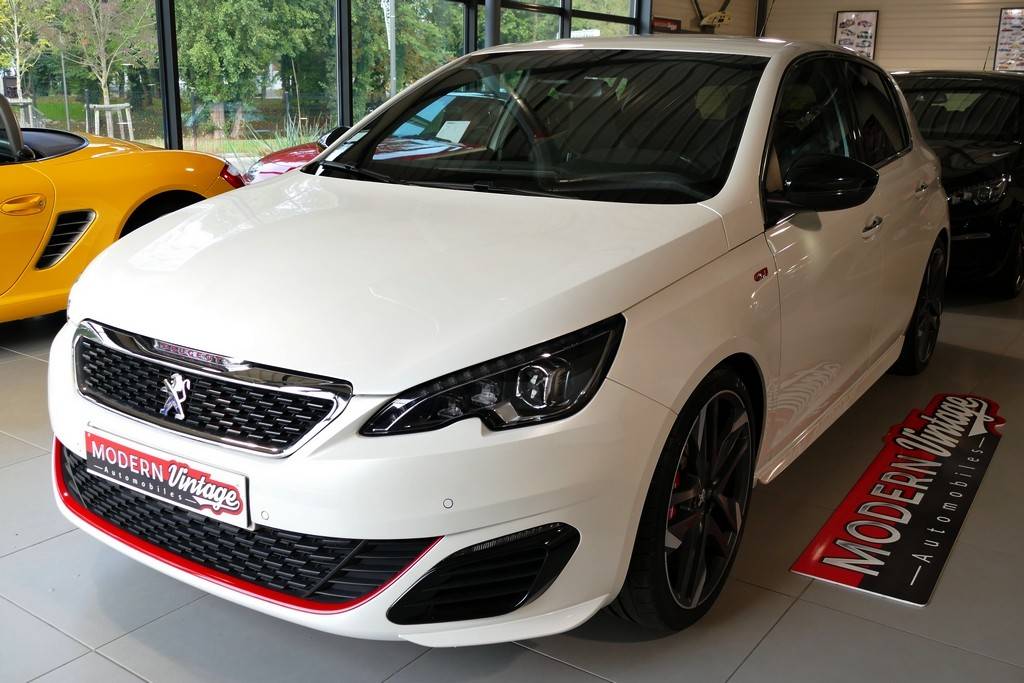 Peugeot 308 GTi 1.6 THP 270 by Peugeot Sport