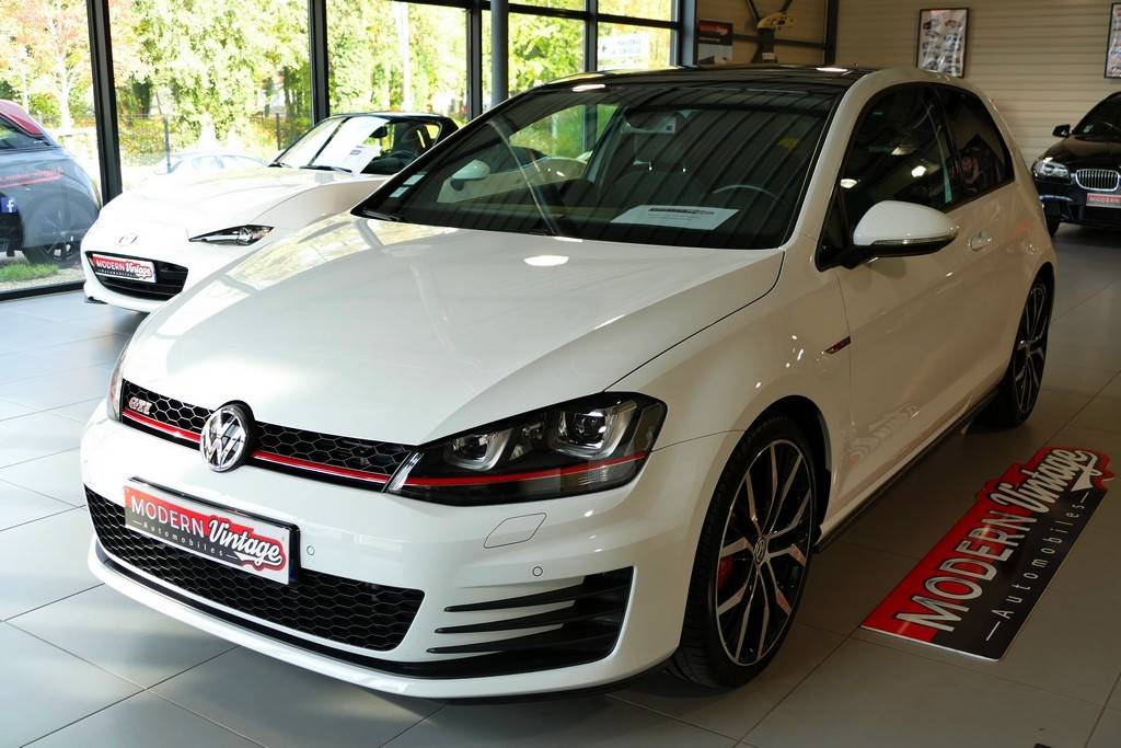 Volkswagen Golf VII GTI 230 DSG Performance