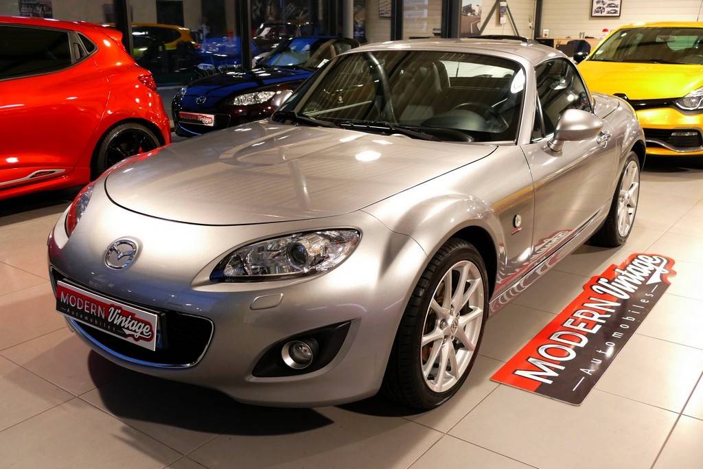 Mazda MX-5 Roadster Coupe 2.0 160 Sportline