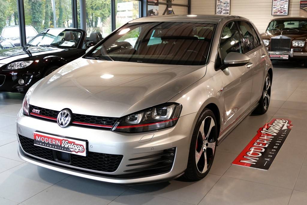 Volkswagen Golf VII GTI 230 DSG Performance