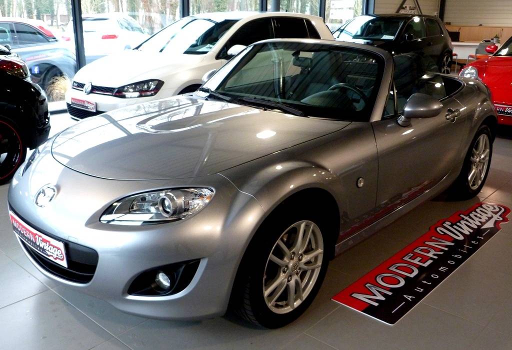 Mazda MX-5 Roadster 1.8 126cv Mazda MX-5 Roadster 1.8 126cv