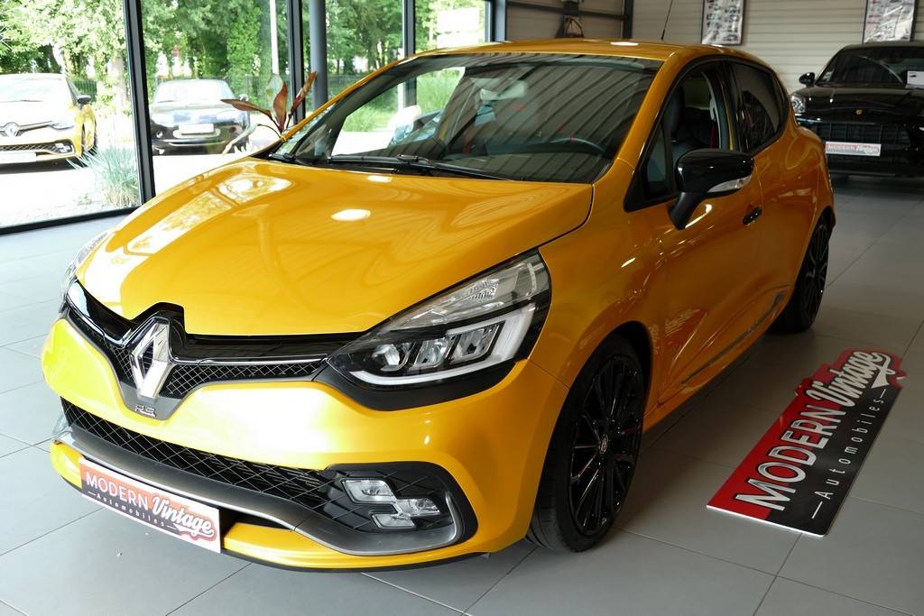 Renault Clio RS Trophy EDC 220cv