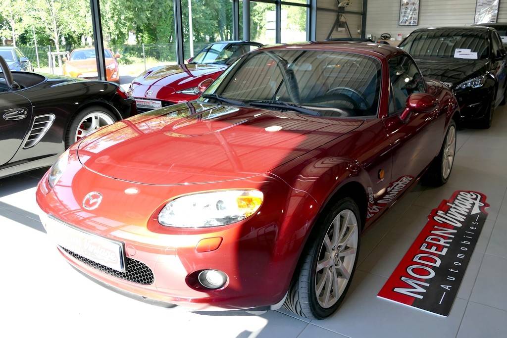 Mazda MX-5 Roadster Coupe 2.0 160