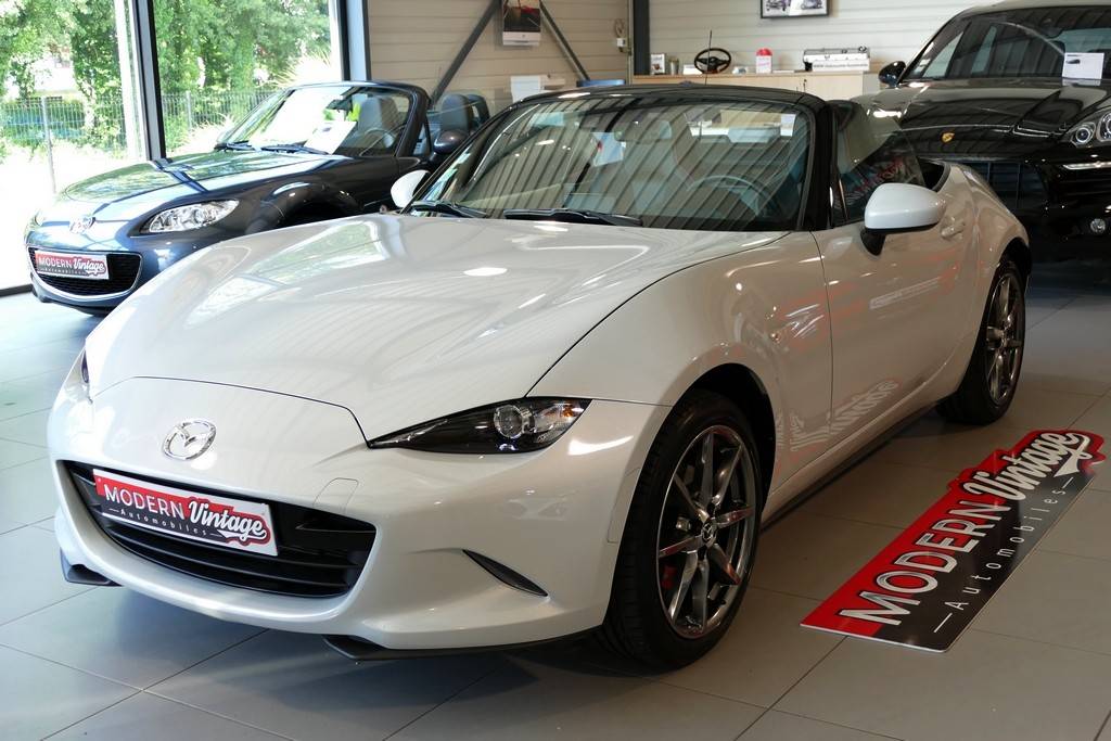 Mazda MX-5 ND 2.0 160 Roadster Selection Recaro Mazda MX-5 ND 2.0 160 Roadster Selection Recaro