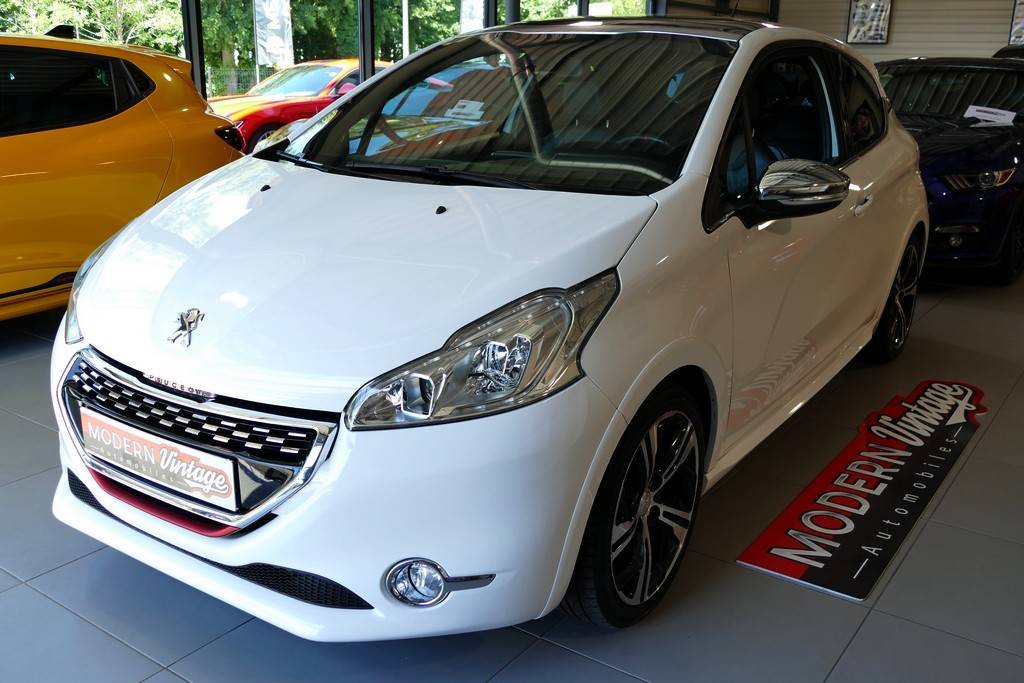 Peugeot 208 GTi 1.6 THP 200