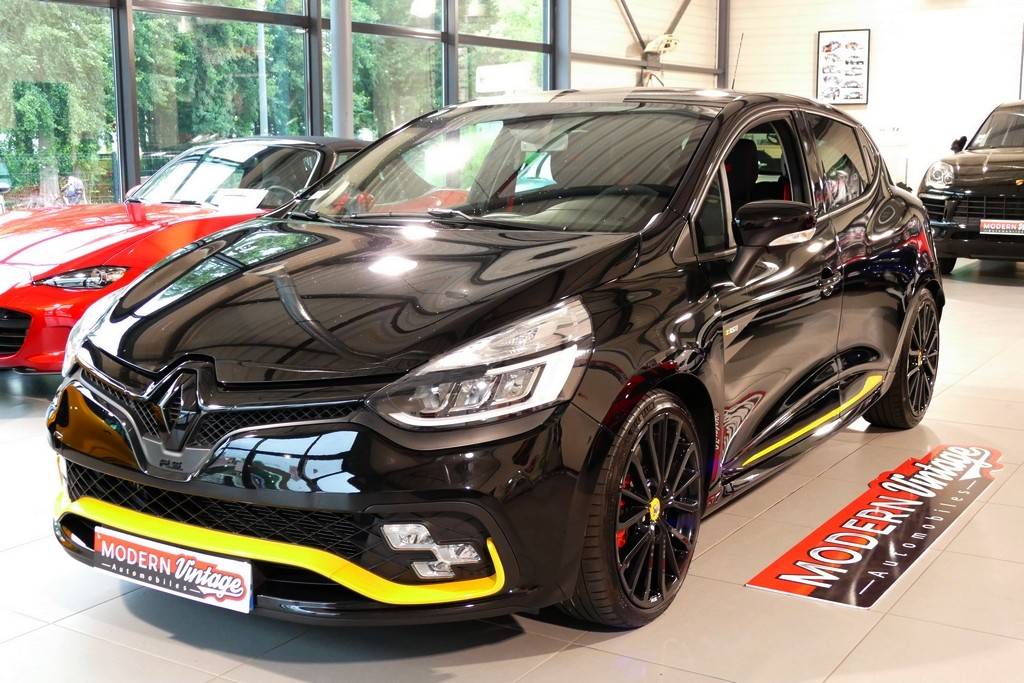 Renault Clio 4 RS18 EDC 220cv Renault Clio 4 RS18 EDC 220cv