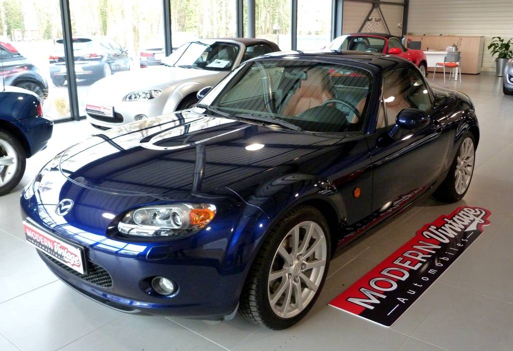 Mazda MX-5 2.0 160 Performance Roadster Coupe
