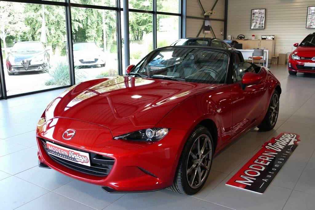 Mazda MX-5 ND 2.0 160 Roadster Selection Recaro Mazda MX-5 ND 2.0 160 Roadster Selection Recaro