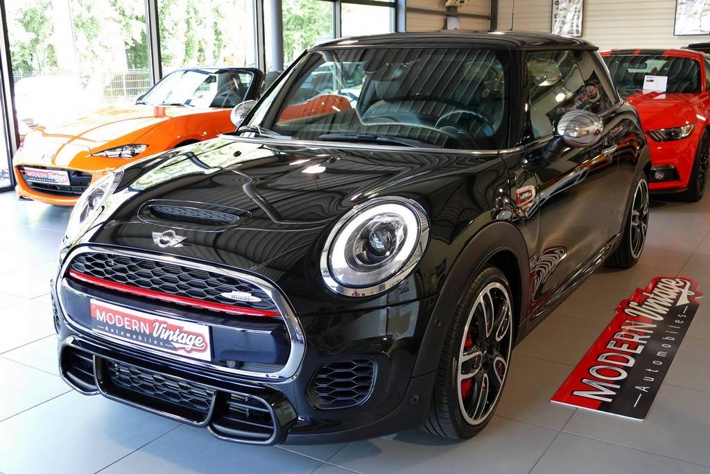 Mini Cooper John Cooper Works 231cv