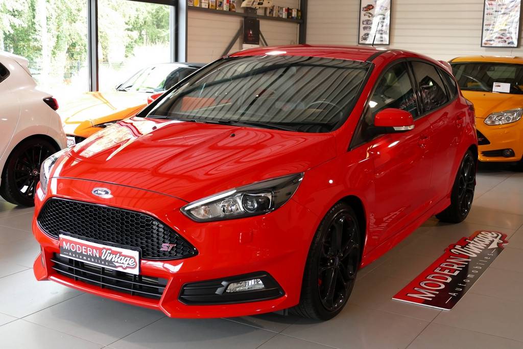 Ford Focus ST 2.0 Ecoboost 250cv