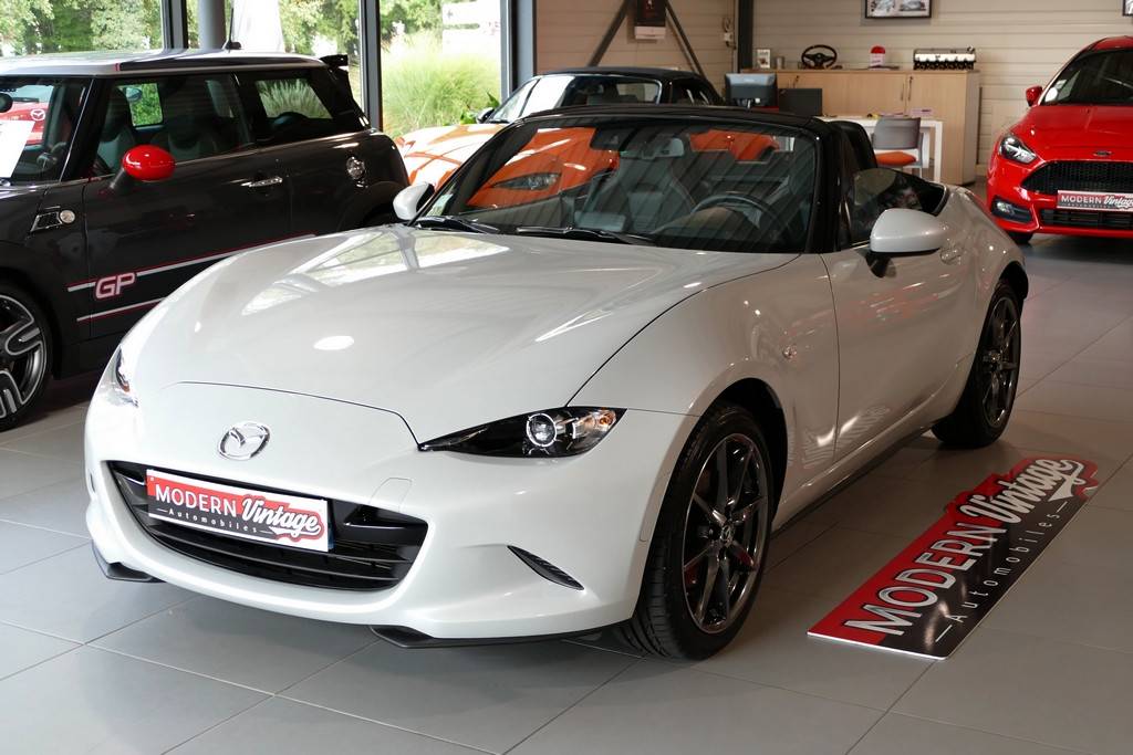 Mazda MX-5 Roadster ND 2.0 184 Selection Recaro Mazda MX-5 Roadster ND 2.0 184 Selection Recaro