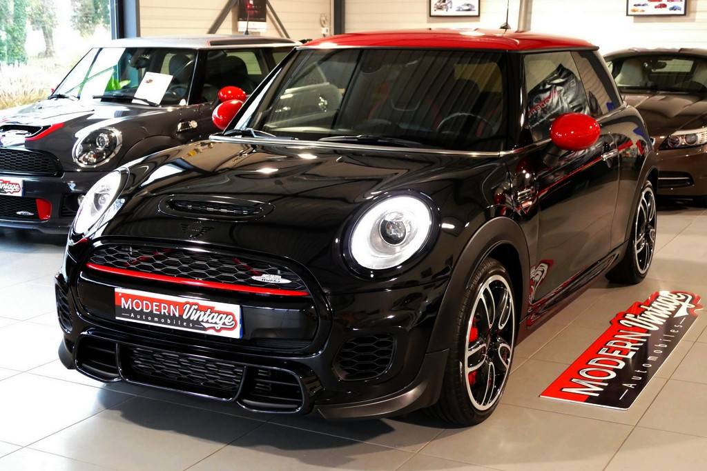 Mini Cooper John Cooper Works 231cv