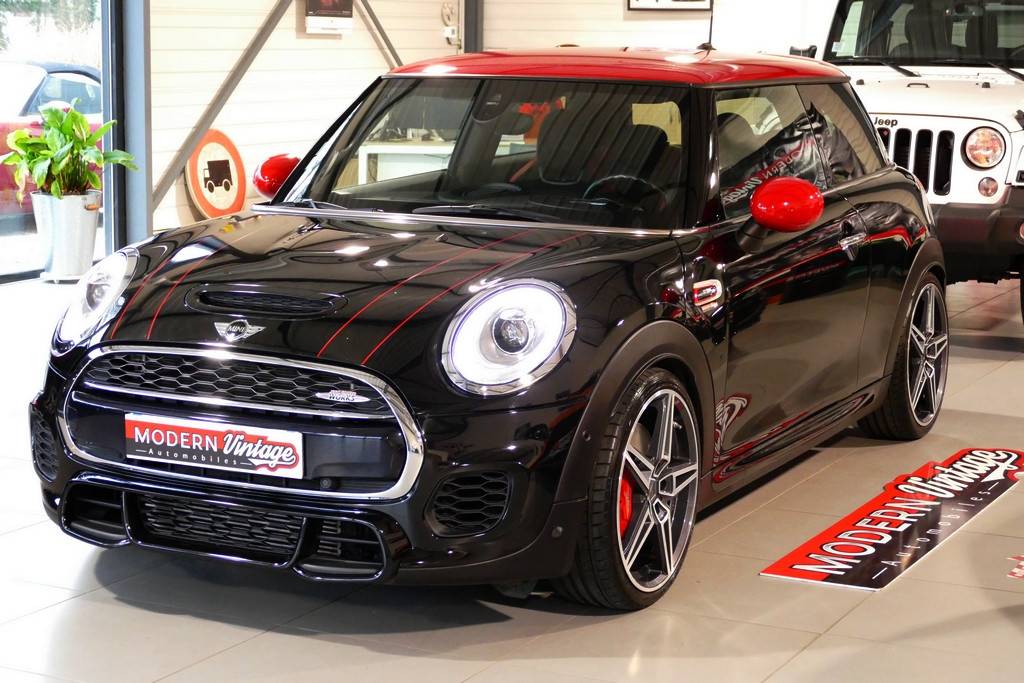 Mini Cooper John Cooper Works 231cv