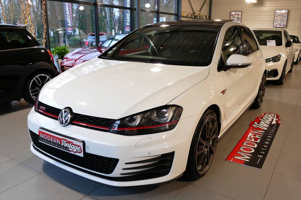 Volkswagen Golf VII GTI Performance 230cv DSG