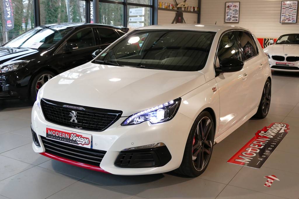 Peugeot 308 GTi 1.6 THP 272cv Facelift Peugeot 308 GTi 1.6 THP 272cv Facelift