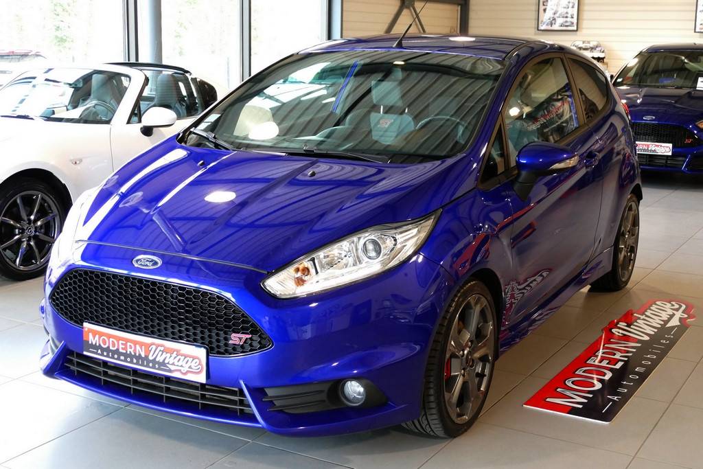 Ford Fiesta ST 1.6 Ecoboost 182cv Ford Fiesta ST 1.6 Ecoboost 182cv
