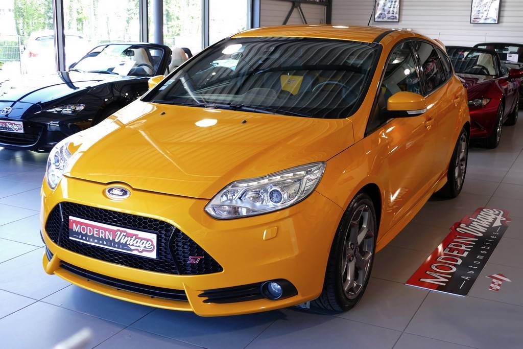 Ford Focus ST 2.0 Ecoboost 250cv