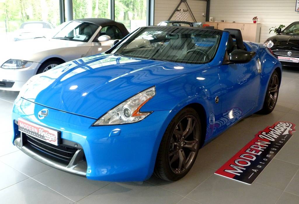 Nissan 370 Z Roadster 3.7 328cv Nissan 370 Z Roadster 3.7 328cv