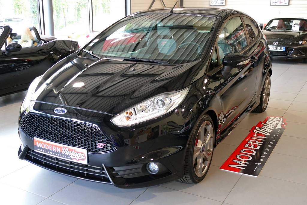 Ford Fiesta ST 1.6 Ecoboost 182cv Ford Fiesta ST 1.6 Ecoboost 182cv