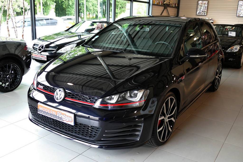 Volkswagen Golf VII GTI Performance 230cv Volkswagen Golf VII GTI Performance 230cv
