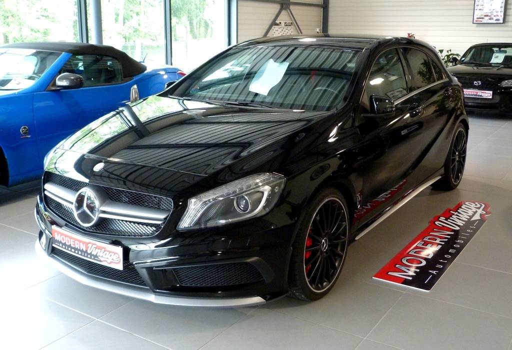 Mercedes-Benz A45 AMG 4MATIC