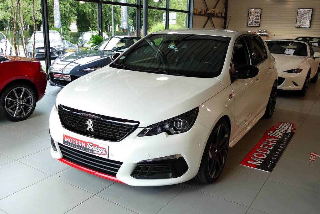 Peugeot 308 GTi 1.6 THP 272cv Facelift Peugeot 308 GTi 1.6 THP 272cv Facelift