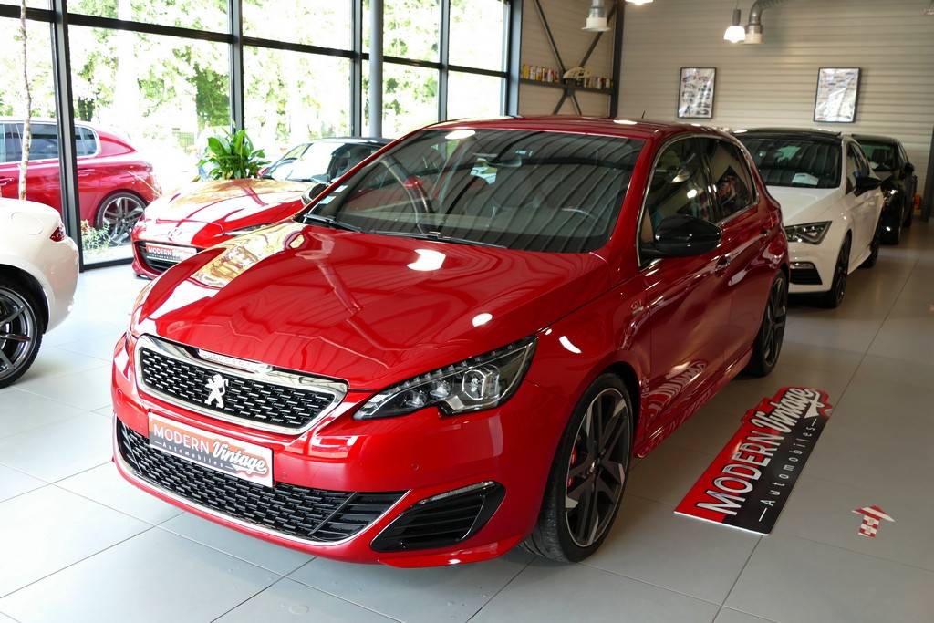 Peugeot 308 GTi 1.6 THP 272cv Peugeot 308 GTi 1.6 THP 272cv