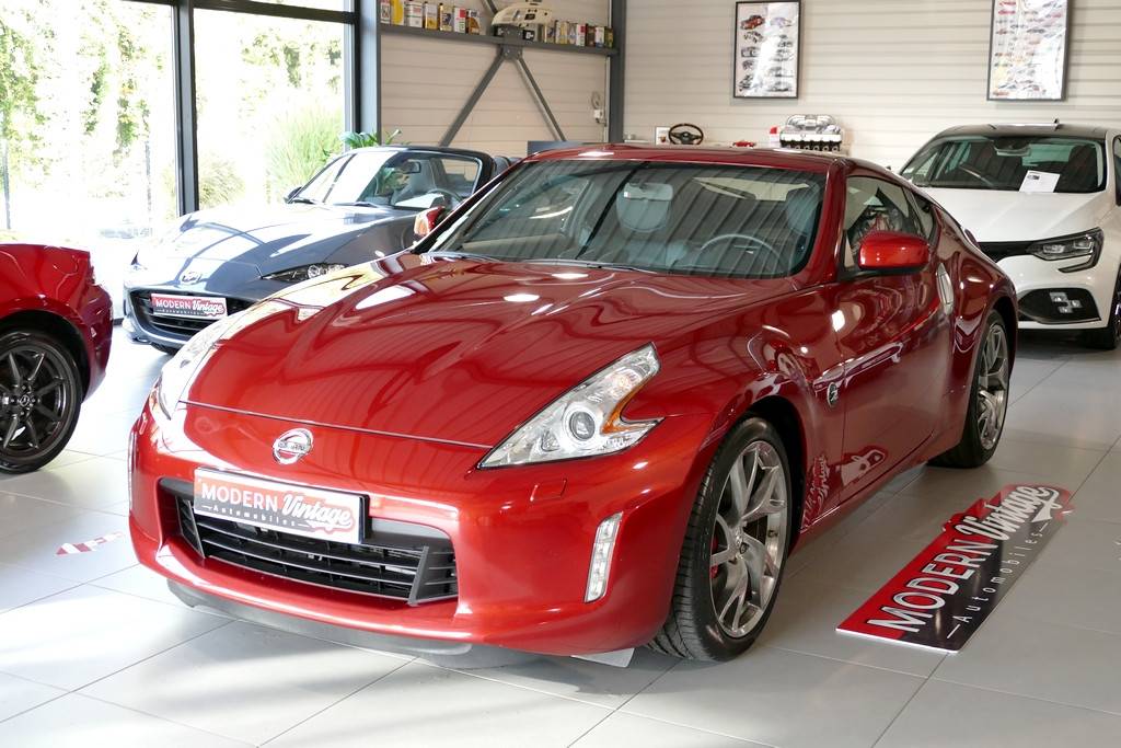 Nissan 370Z Coupe 3.7 V6 328cv Pack Nissan 370Z Coupe 3.7 V6 328cv Pack