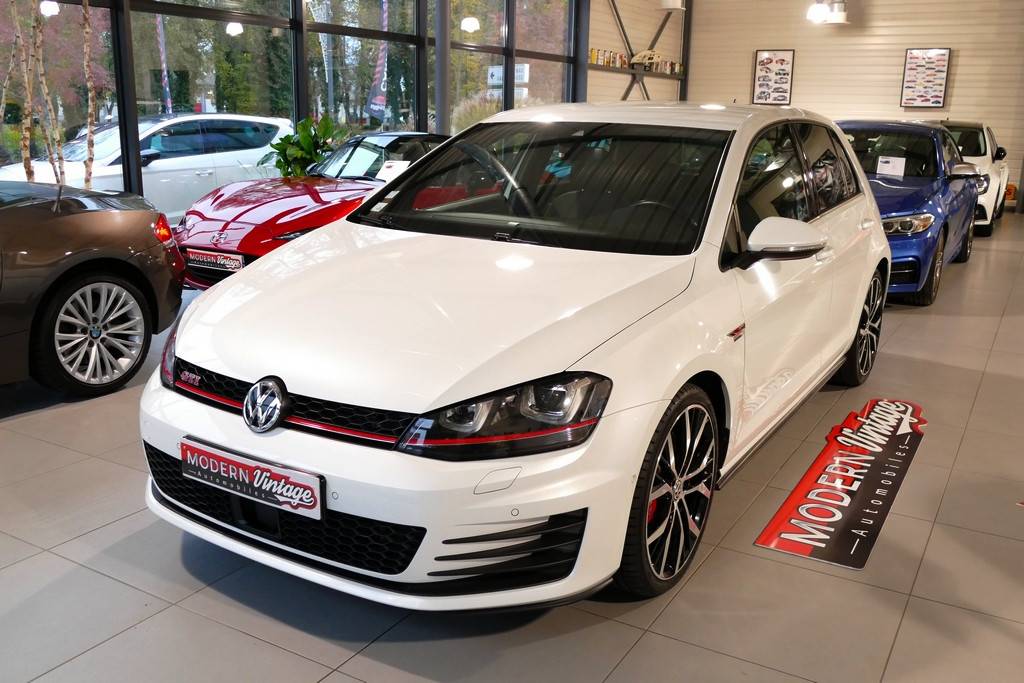 Volkswagen Golf VII GTI Performance 230cv DSG